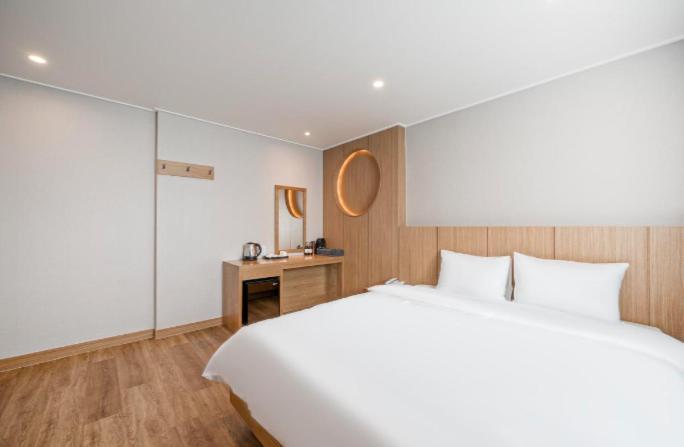 Hotel Langsam Кёнджу Экстерьер фото