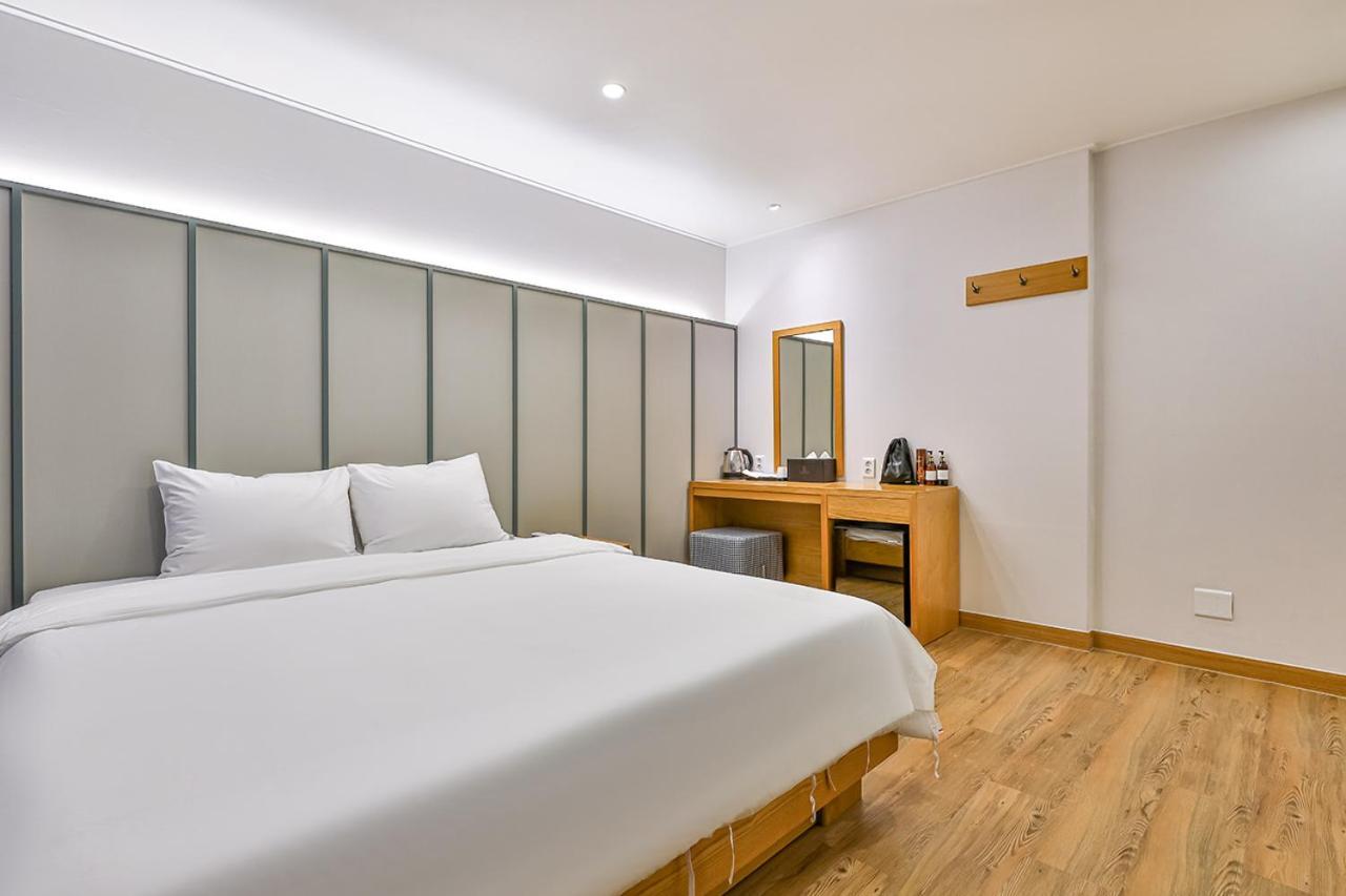 Hotel Langsam Кёнджу Экстерьер фото